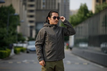 Sharkskin Soft-shell Hard Shell Camouflage Jacket Fleece Thick Tactical Suit Hooded Coat Manufacturers Handsome Outdoor Jacket